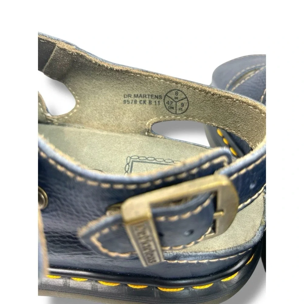 Dr Martens VTG Made England Mens 9 Leather Strappy Sandals Blue Buckle Fisherman